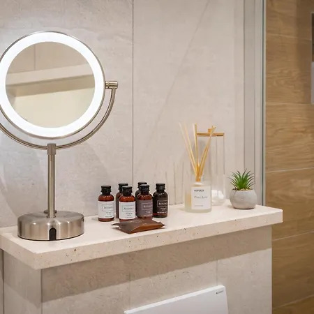 Villa Nada - Unique & Artistic *