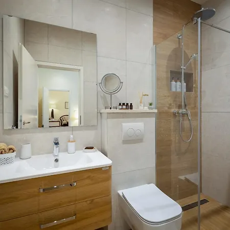 Nada - Unique & Artistic Villa