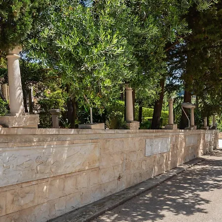 Nada - Unique & Artistic * Korčula