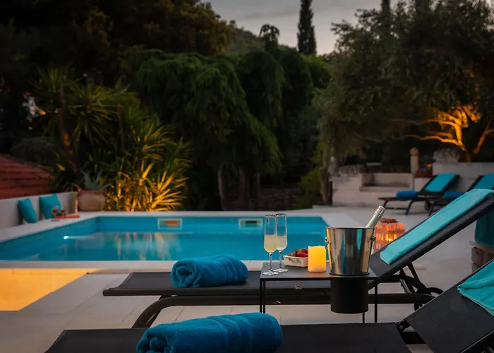 Villa Nada - Unique & Artistic *