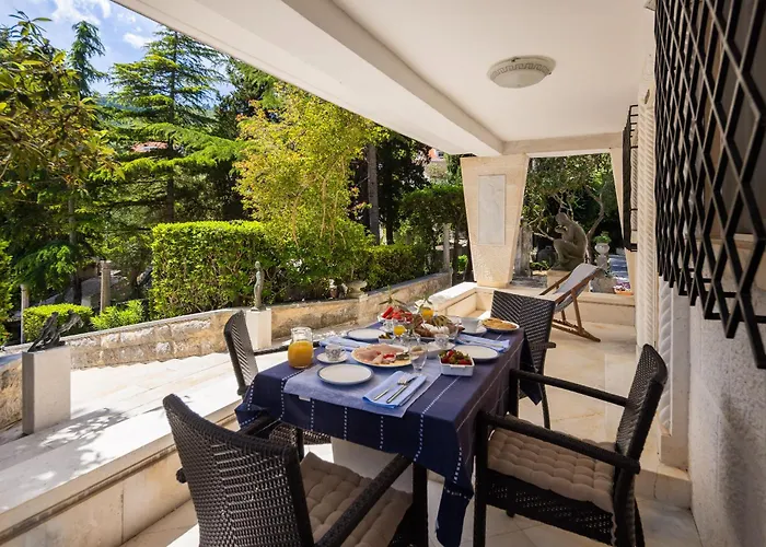 Nada - Unique & Artistic * Korčula