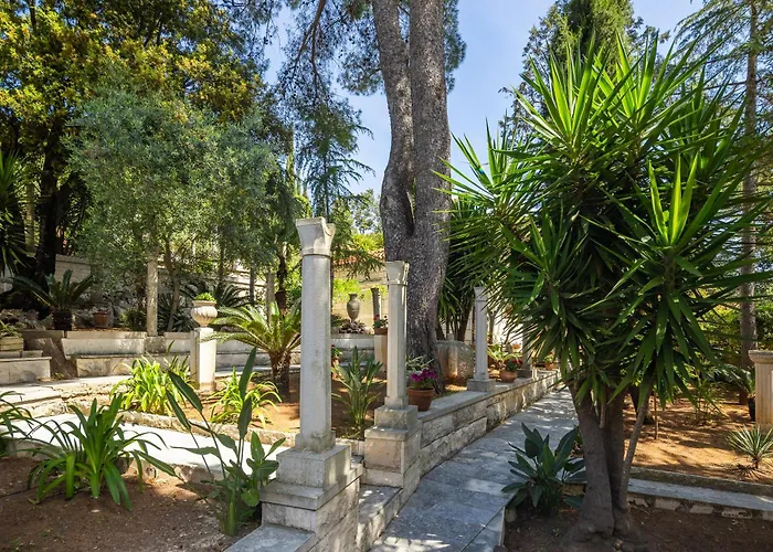 Nada - Unique & Artistic Villa *