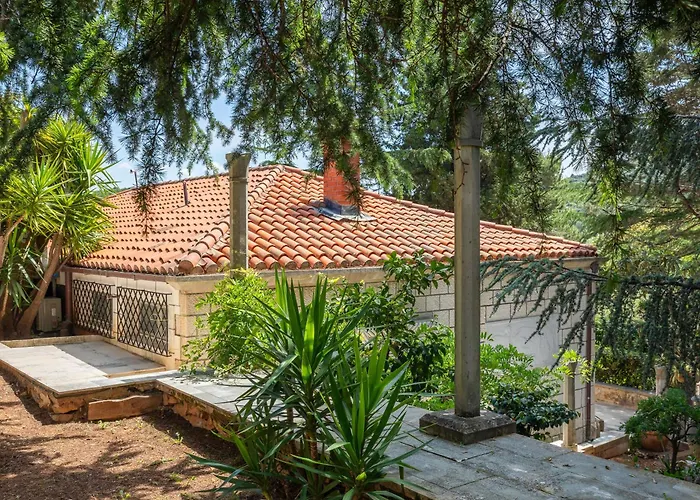 Nada - Unique & Artistic Villa Korčula