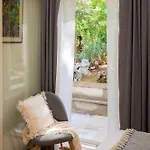 Nada - Unique & Artistic Villa