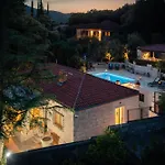 Nada - Unique & Artistic Korčula